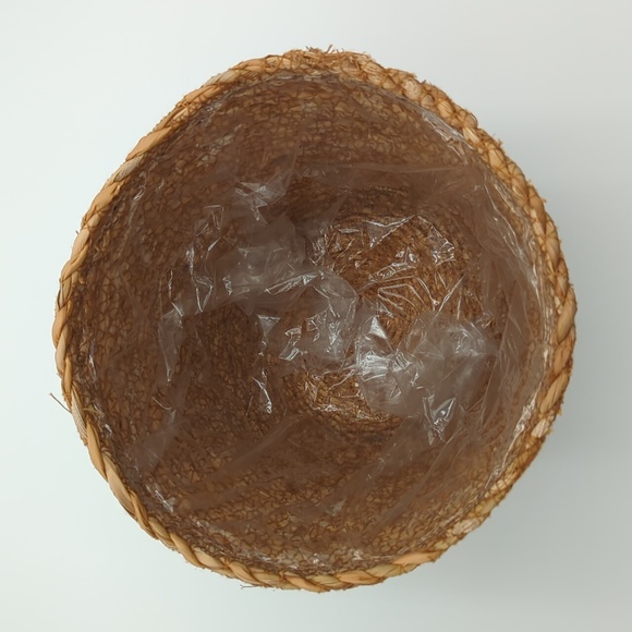 Natural Woven Grass Planter Pot Wastebasket Trash Can Vegan Sustainable Upcycled - Picture 5 of 6